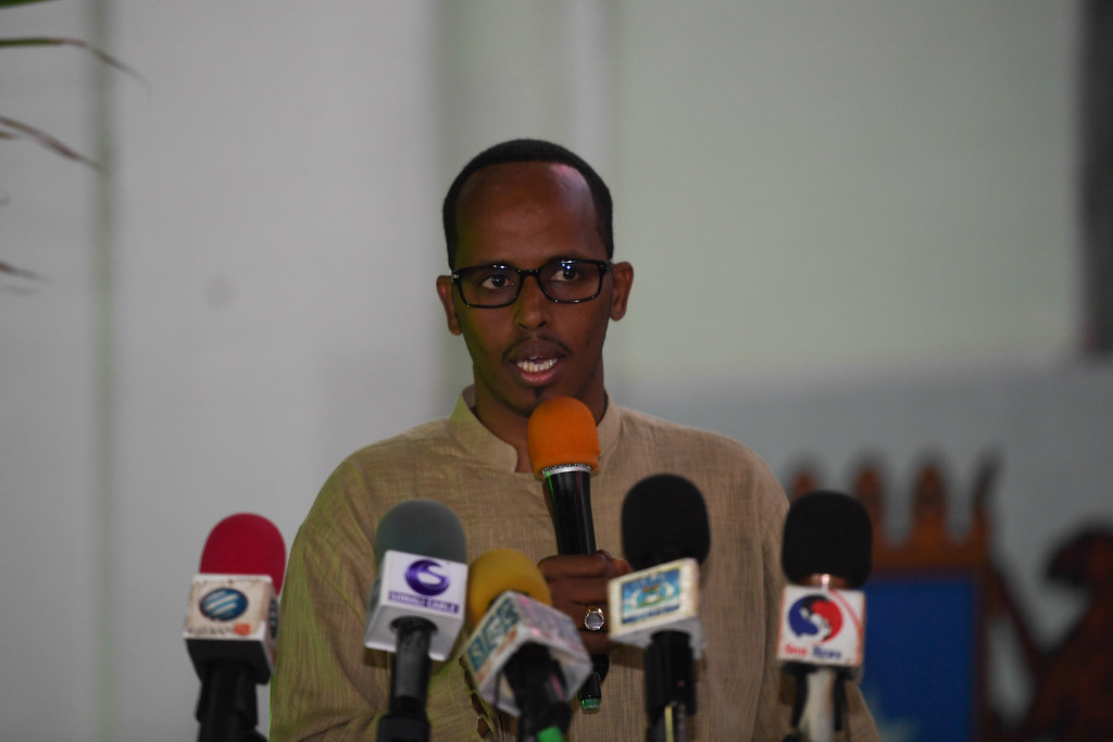 Xe Máy Điện Evo Vinfast Khám Phá Thế Giới Cá Cược Trực Tuyến Cơ Hội Và Thách Thức