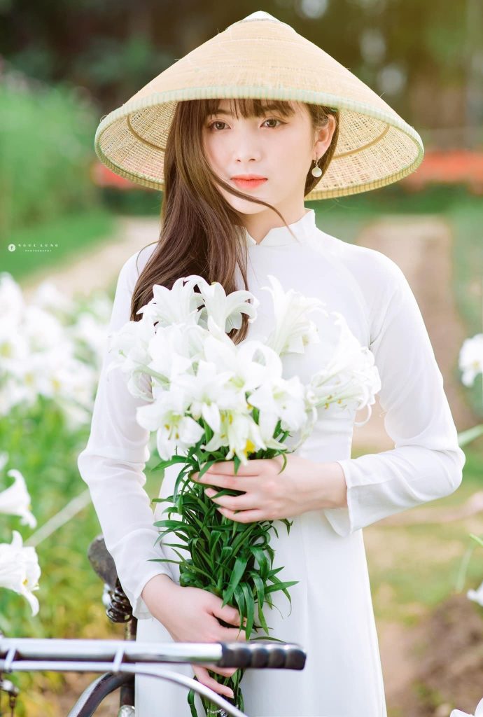 Ảnh Gái Tóc Ngắn Ngang Vai Góc Nhìn Đa Chiều Về Trào Lưu Gây Tranh Cãi Trong Giới Trẻ Việt Nam